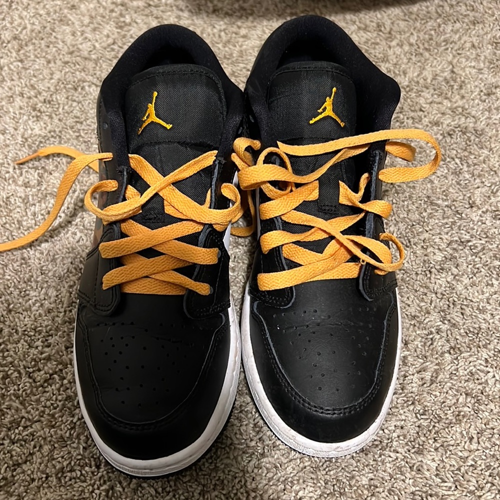 Jordan low